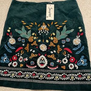 Pattern skirt velvet material